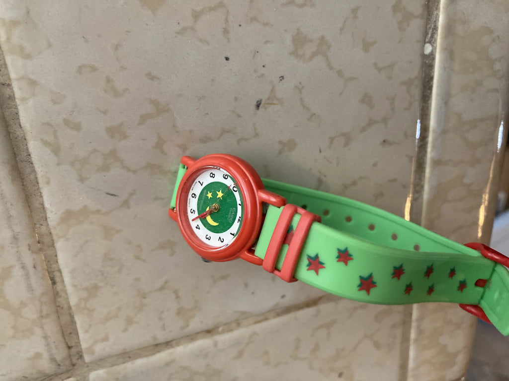Rare Green Casio Kids Analog Watch Moon and Stars LQ-136A-3B