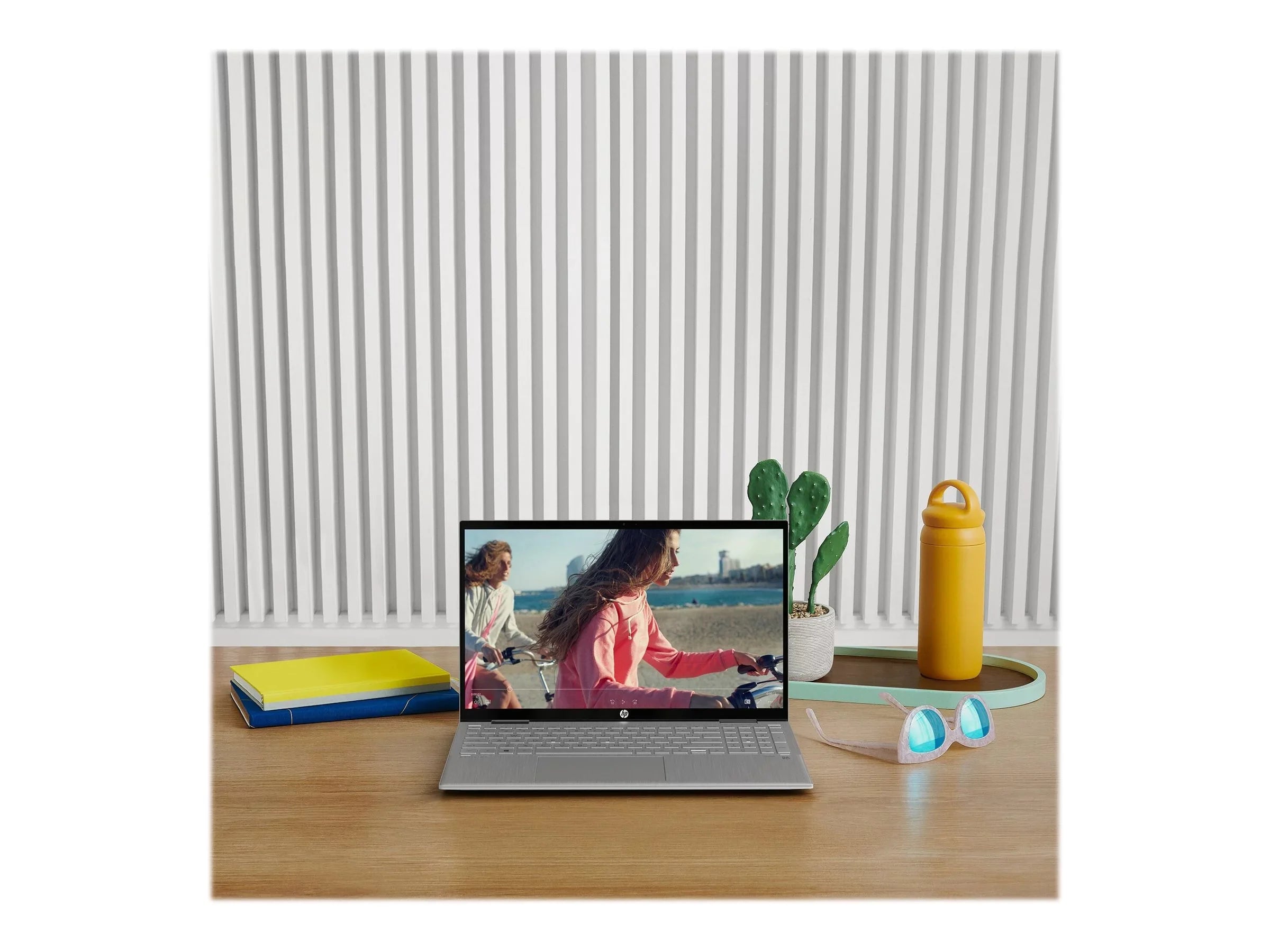 Pavilion x360 Mobile pc 15-er0051nr - Flip design - Core i5 1135G7 / 2.4 GHz - Win 10 Home 64-bit - Iris Xe Graphics - 8 GB RAM - 512 GB SSD NVMe - 15.6" IPS Monitor 1920 x 1080 (Full HD) - Wi-Fi 6 - natural silver - kbd: US