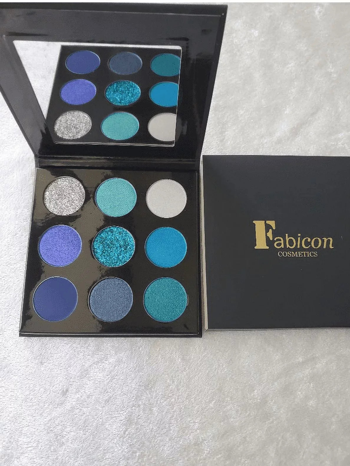 Fab Icon Expert Wear 9 Colors Blue Moon Eyeshadow Palette