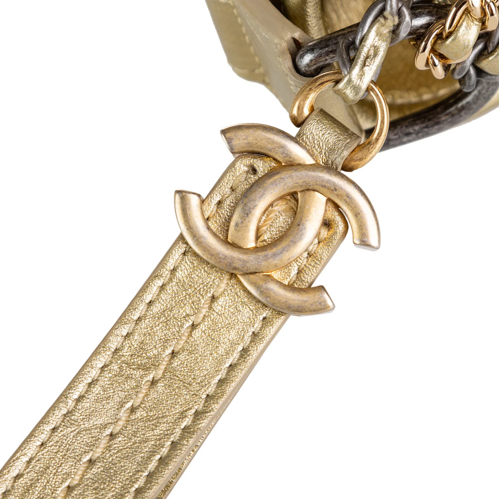 Pre-Owned Authenticated Chanel Medium Gabrielle Hobo Lambskin Leather Gold Shoulder Bag Unisex (Good)
