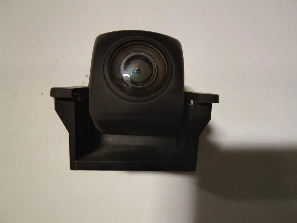 Pre-Owned 18 Honda Accord Rear View Camera OEM (Good)