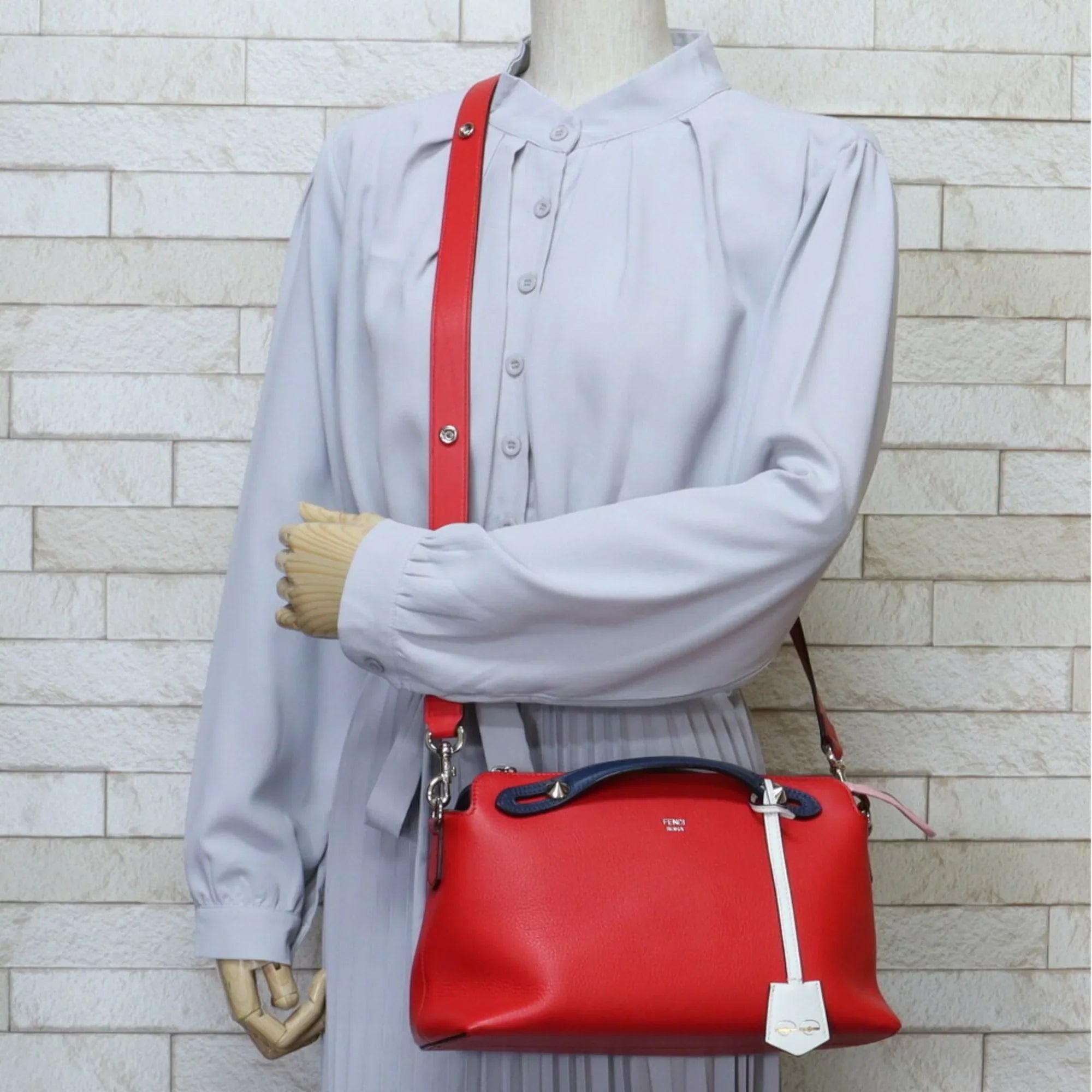 Pre-Owned Fendi FENDI visor way shoulder bag leather red ladies (Good)