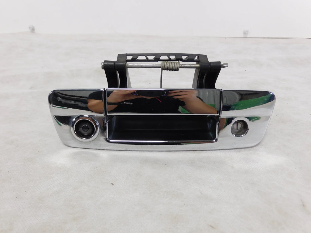 Pre-Owned 16-22 Dodge Ram 1500 Locking Tailgate Handle w/ Rear View Camera OEM LKQ (Good)