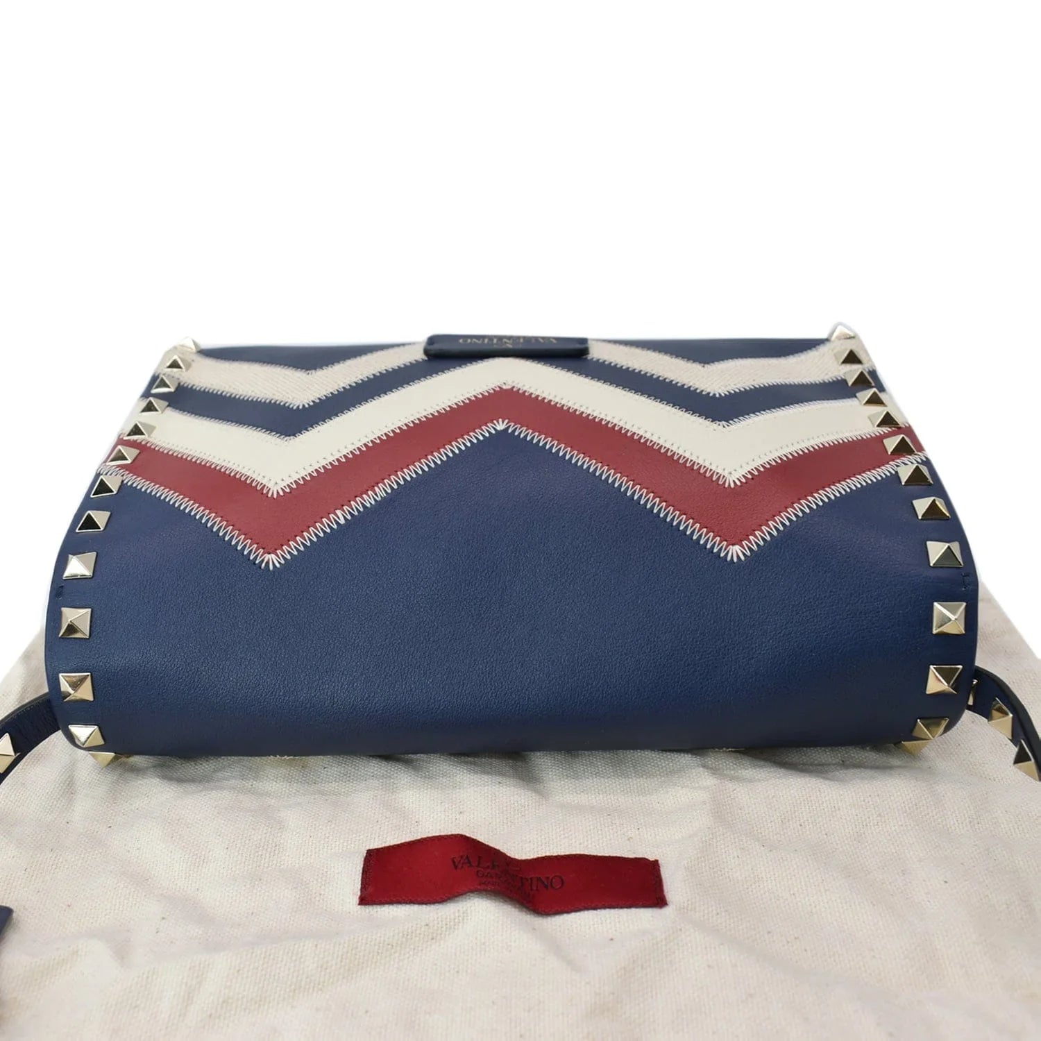 Pre-owned VALENTINO Garavani Rockstud Chevron Print Leather Crossbody Bag Multicolor