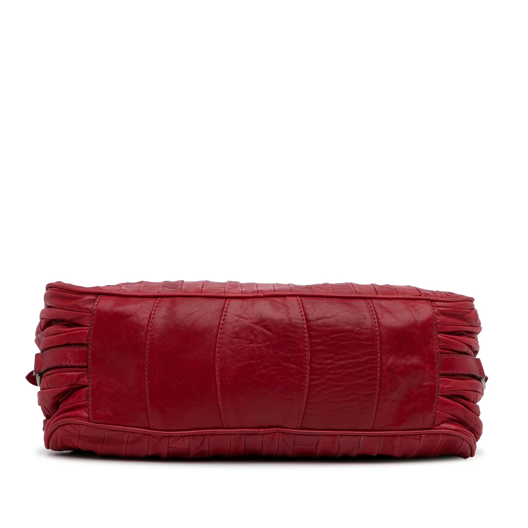 Pre-Owned Authenticated Miu Miu Quilted Tote Bag Calf Leather Red Unisex (Good)