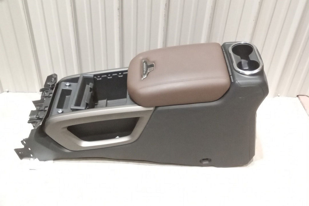 Pre-Owned 2023 Nissan Titan Floor Center Console Assembly OEM (Good)