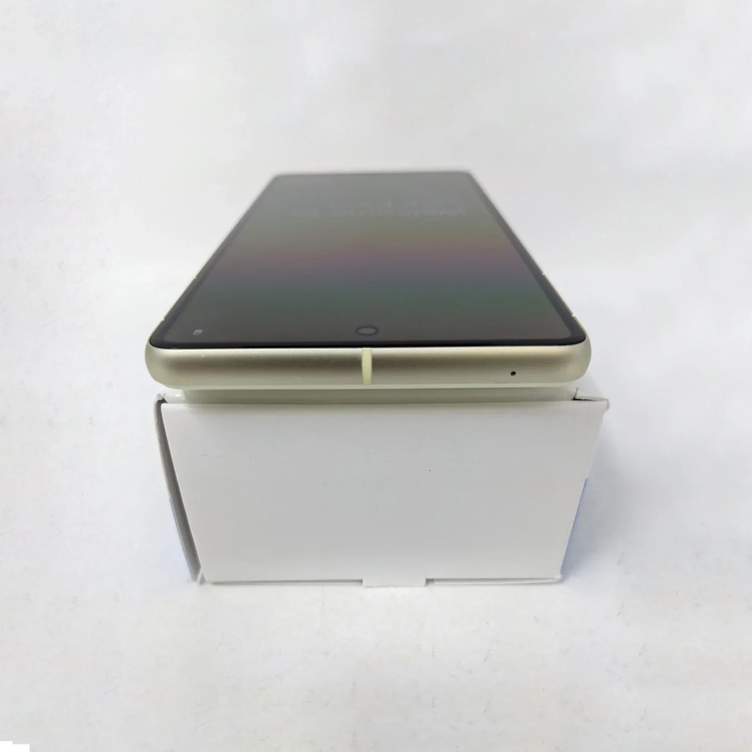 Pre-Owned Google Pixel 7 5G 128GB GQML3 Verizon Unlocked 8GB RAM 50MP Smartphone - Lemon Grass/Yellow (Good)