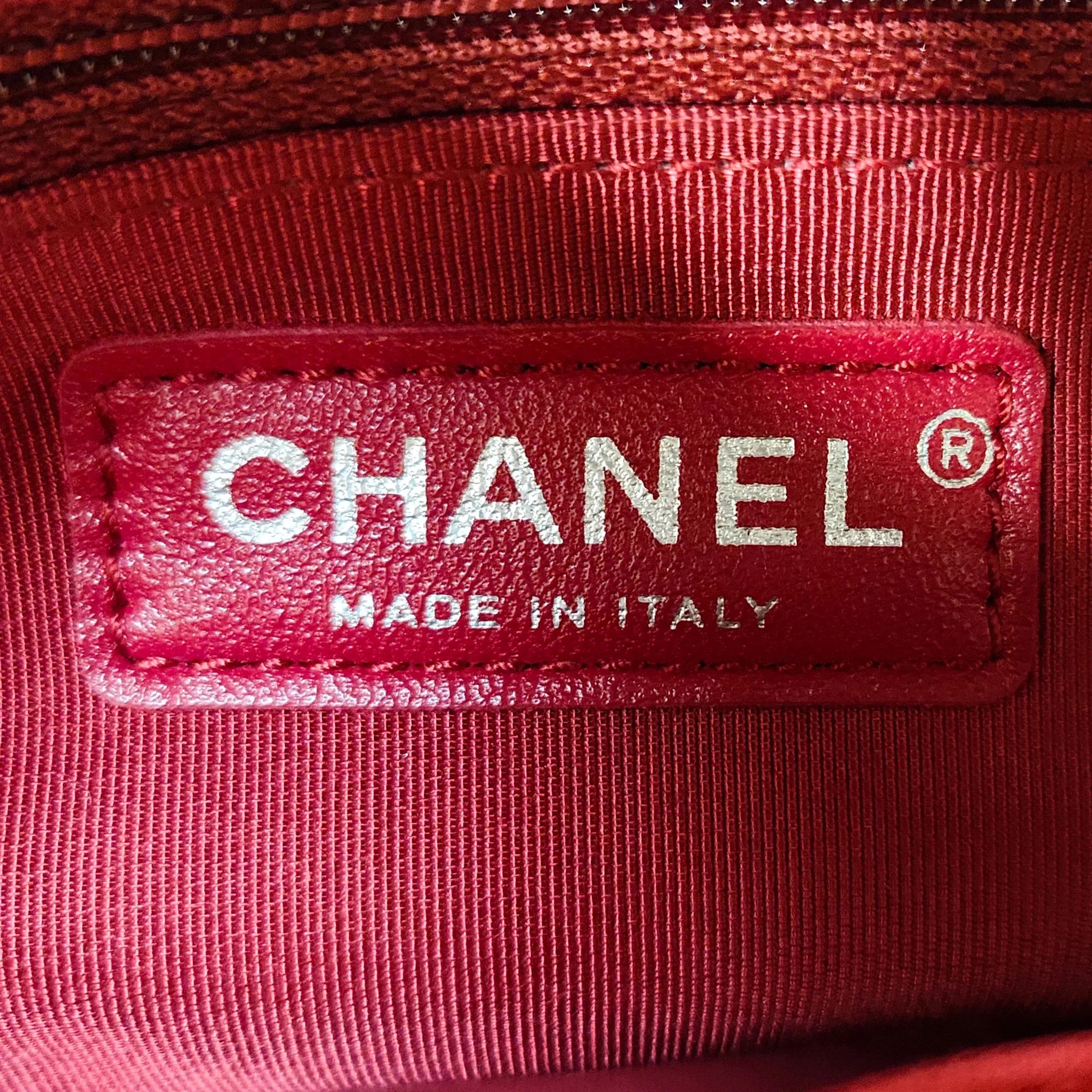 Pre-Owned Authenticated Chanel Medium Gabrielle Hobo Lambskin Leather Gold Shoulder Bag Unisex (Good)