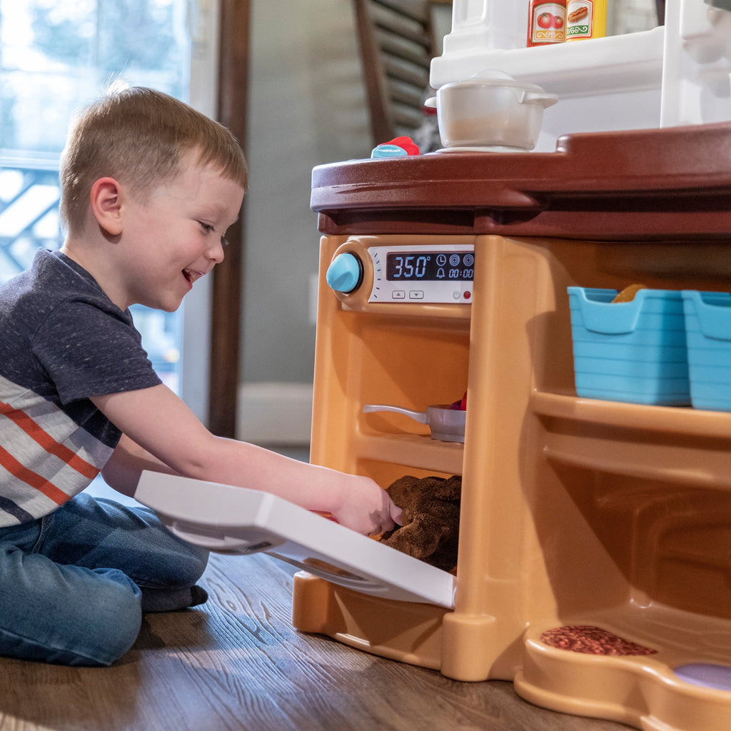 Step2 Fun With Friends Tan Toddler Plastic Kitchen Play Set