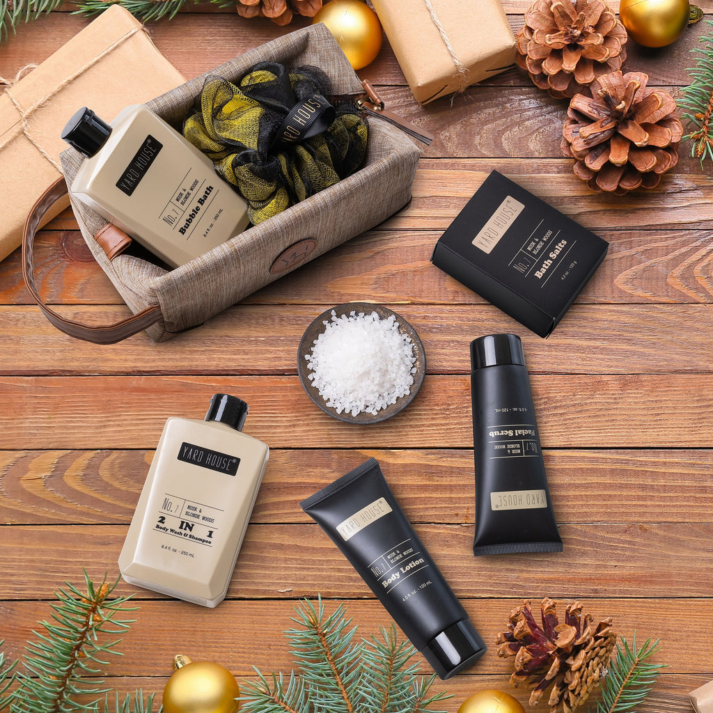 Yard House Mens Bath and Body Gift Set - Musk and Blonde Woods Scented Luxury Spa Gifts Basket for Him in Toiletry Bag-Full Size Bubble Bath, Bath Salts, Body Wash, Facial Scrub, Lotion, Shower Puff