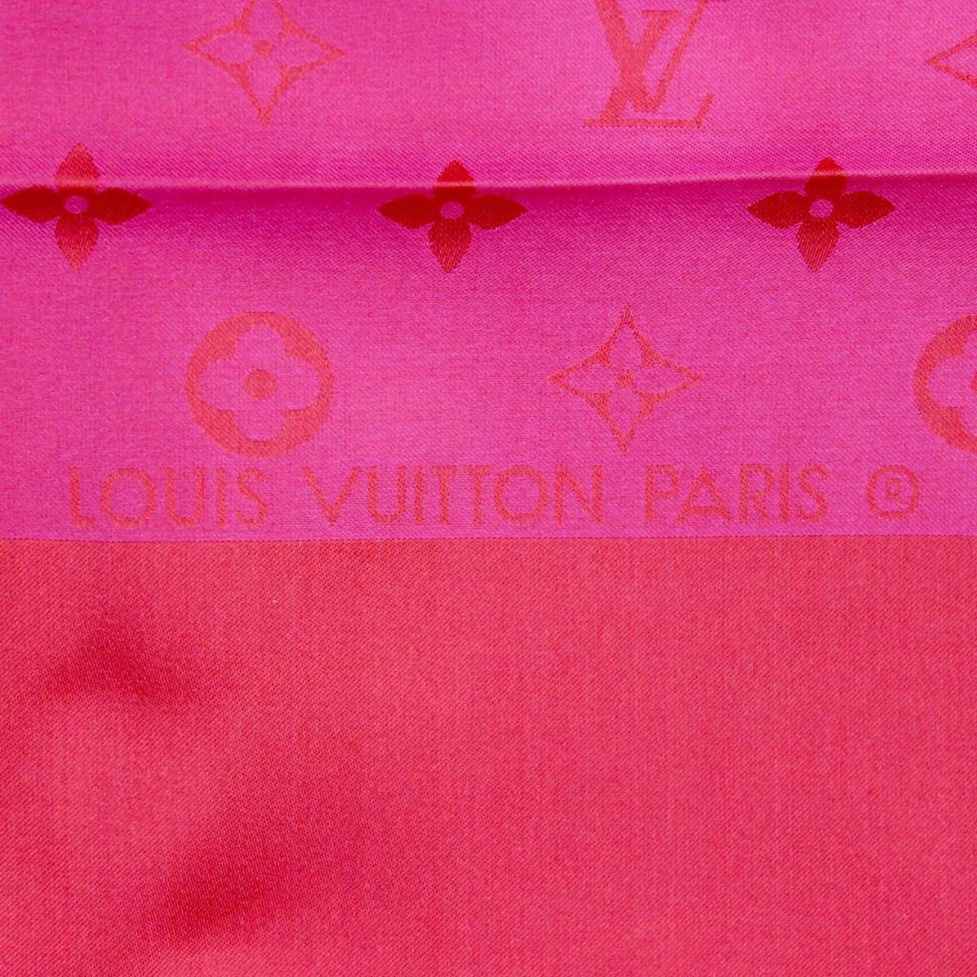 Pre-Owned LOUIS VUITTON/Louis Vuitton silk scarf monogram pink 100% (Good)