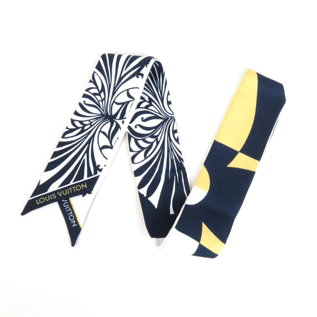 Pre-Owned LOUIS VUITTON Scarf Muffler Bandeau BB Graphic Monogram Blason Silk White/Navy/Beige Women's MP2658 (Good)