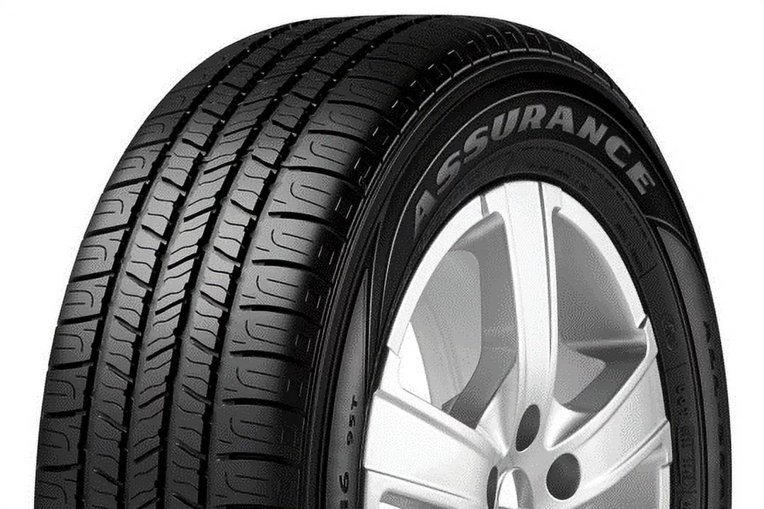 Goodyear Assurance All-Season 235/65R18 106H All-Season Tire