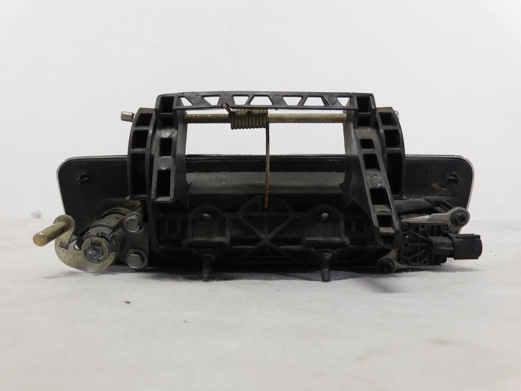 Pre-Owned 16-22 Dodge Ram 1500 Locking Tailgate Handle w/ Rear View Camera OEM LKQ (Good)