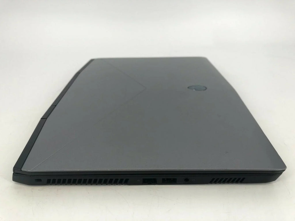 Pre-owned Alienware m15 R1 15" FHD 143Hz 2.6GHz i7-9750H 32GB 1TB SSD - RTX 2070 Max-Q 8GB