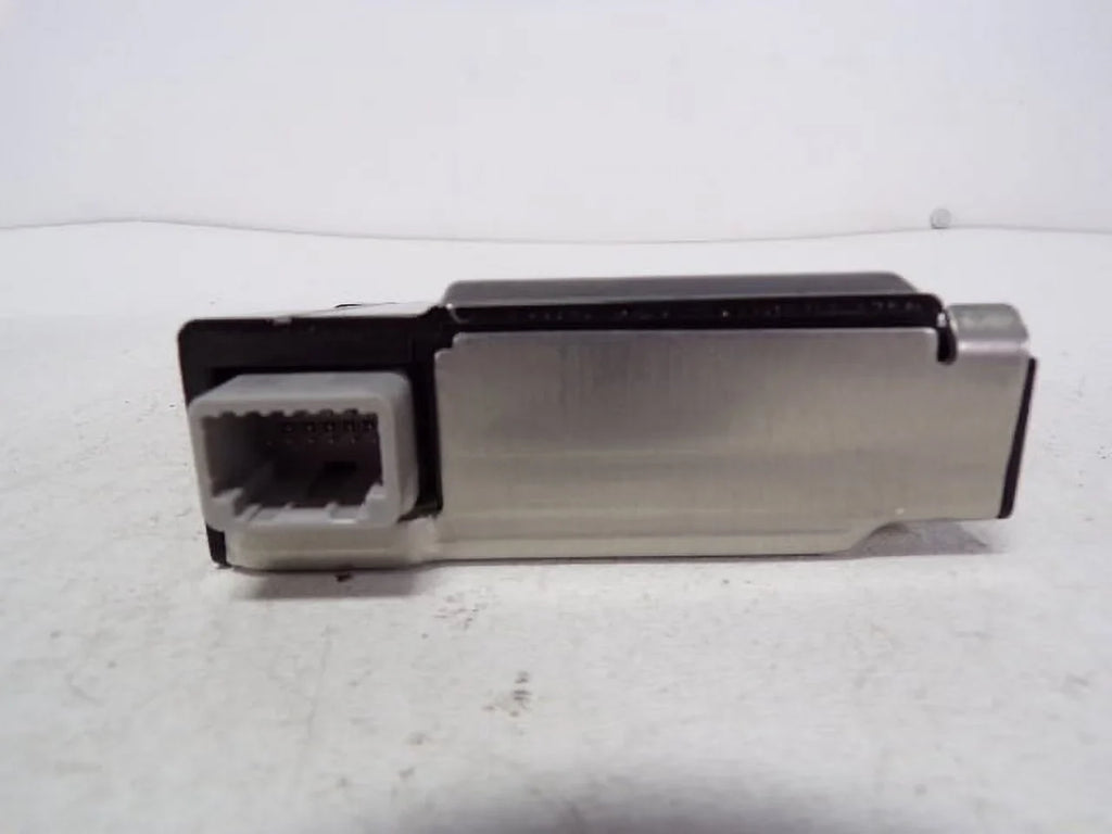 Pre-Owned 17 18 19 20 Toyota Prius Roof Mounted Lane Departure Warning Camera OEM LKQ (Good)