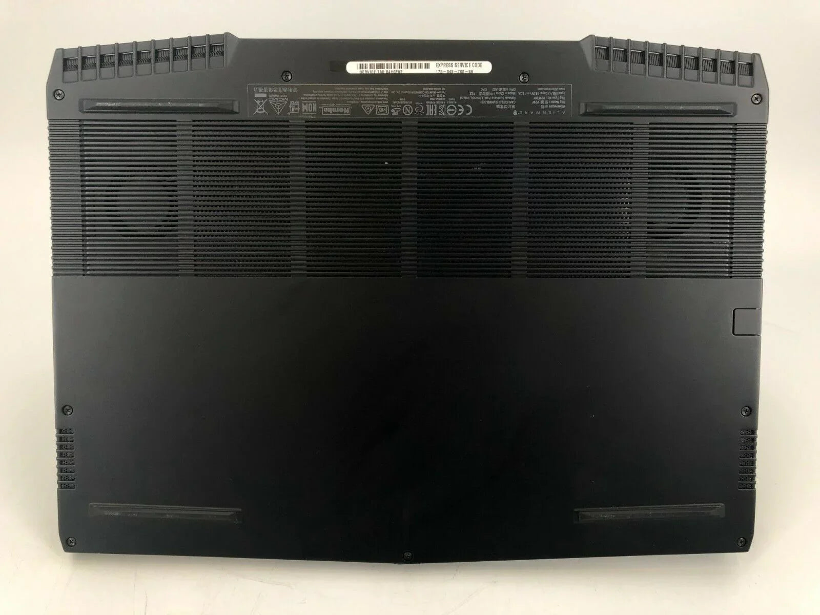 Pre-owned Alienware m15 R1 15" FHD 143Hz 2.6GHz i7-9750H 32GB 1TB SSD - RTX 2070 Max-Q 8GB