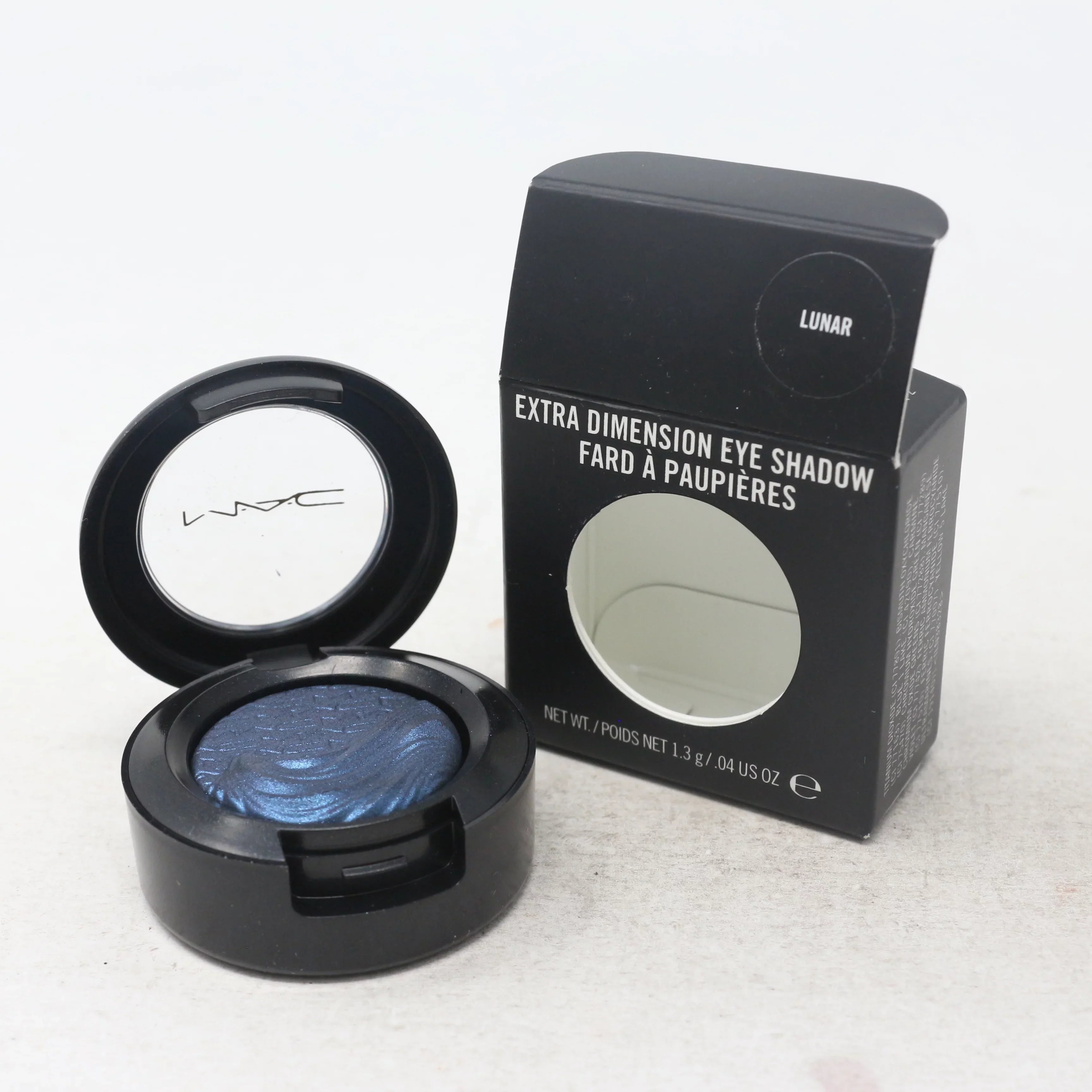 MAC COSMETICS EXTRA DIMENSION EYE SHADOW 0.04 OZ SMOKY MAUVE MAC COSMETICS/EXTRA DIMENSION EYE SHADOW (SMOKY MAUVE) 0.04 OZ (1.3 ML)
