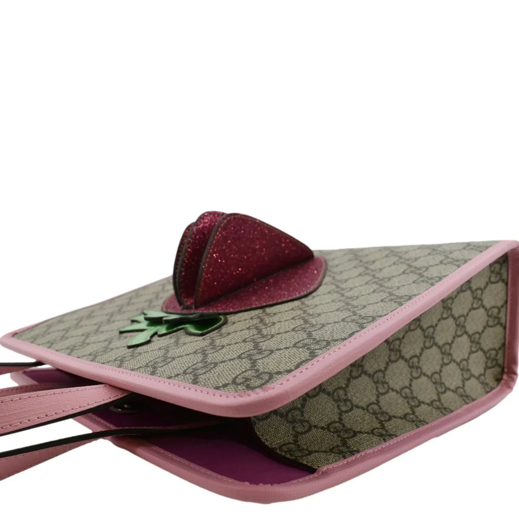 Pre-owned GUCCI Kids Strawberry GG Supreme Canvas Tote Bag Beige 630589