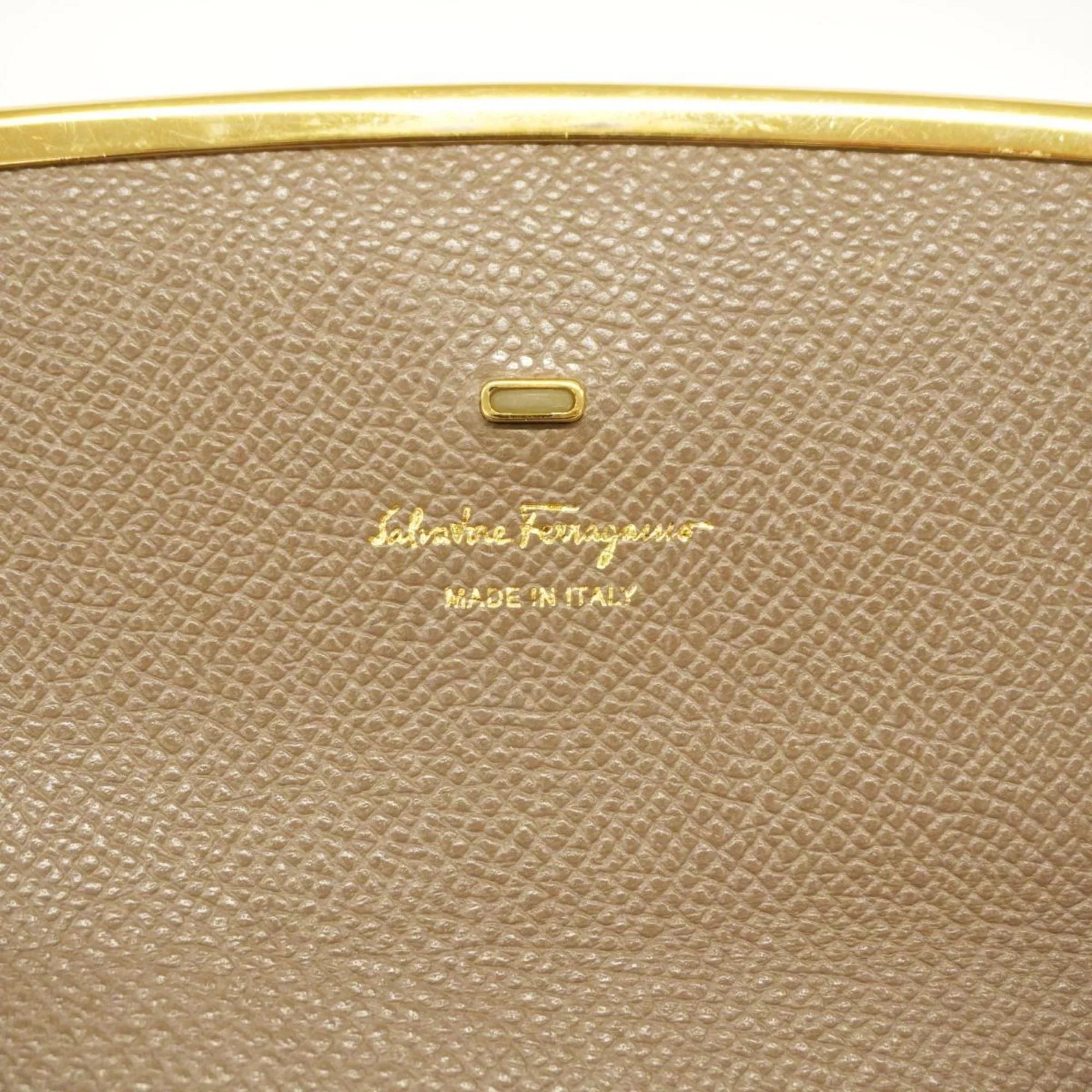 Pre-Owned Salvatore Ferragamo Shoulder Bag Gancini Leather Brown Women's (Good)